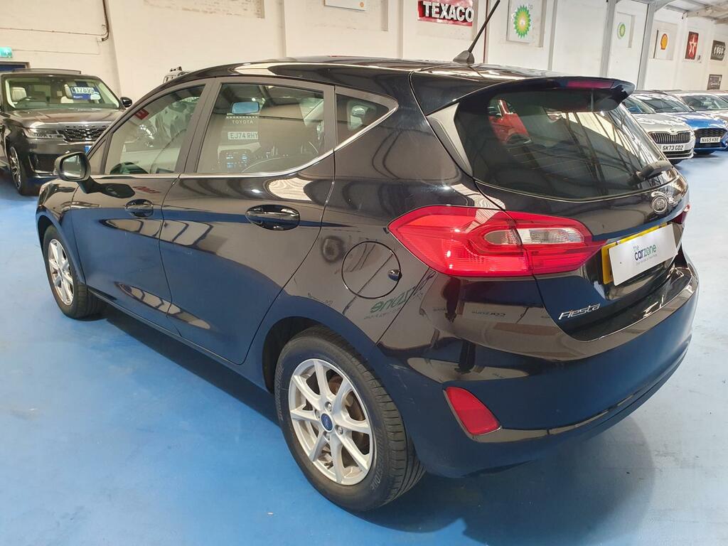 Ford Fiesta Hatchback DE67YPR #5
