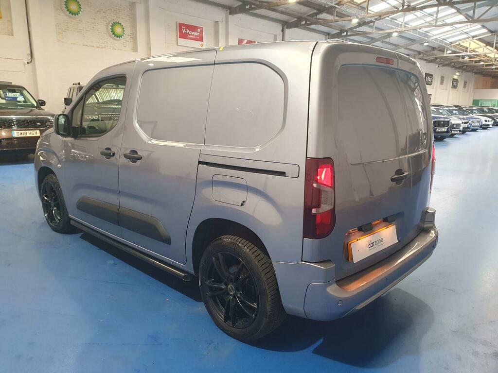 Vauxhall Combo 1.5 Turbo D 2300 Sportive L1 H1 Euro 6 White #7