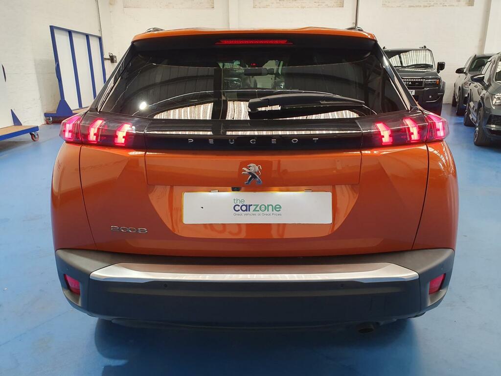 Peugeot 2008 Hatchback #4
