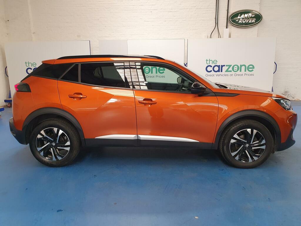Peugeot 2008 Hatchback #2
