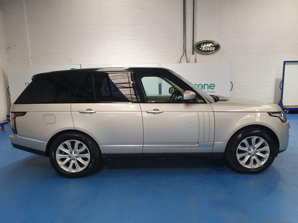 Land Rover Range Rover Estate #2