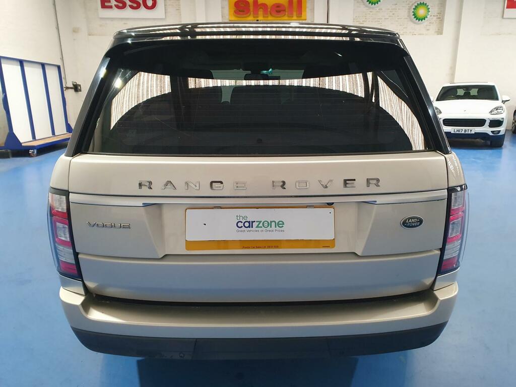 Land Rover Range Rover Estate #4