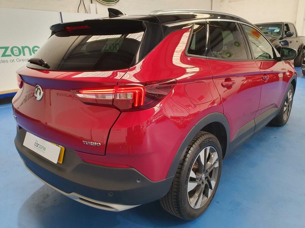 Vauxhall Grandland X Hatchback #3