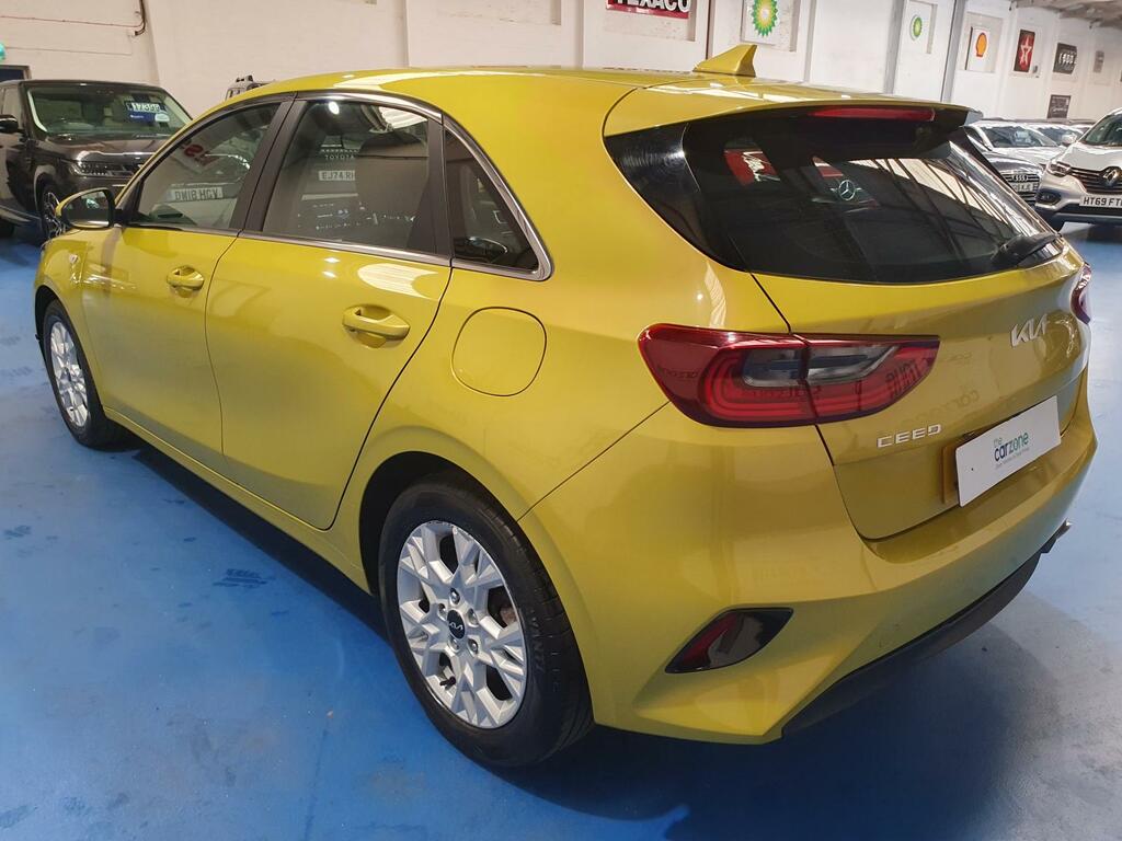 Kia Ceed Hatchback SV23XFR  #5