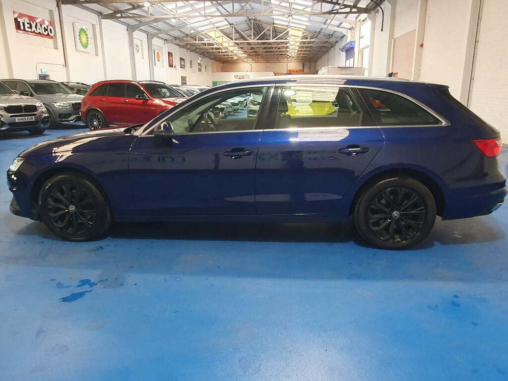 Audi A4 Avant Technik FX20UYM Blue #6