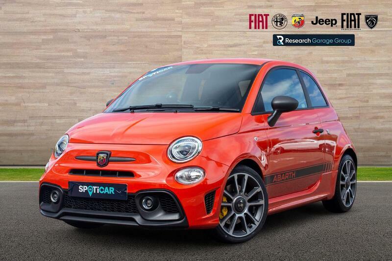 Abarth 695 1.4 T-jet Turismo Hatchback Euro YE73KFO Orange #2