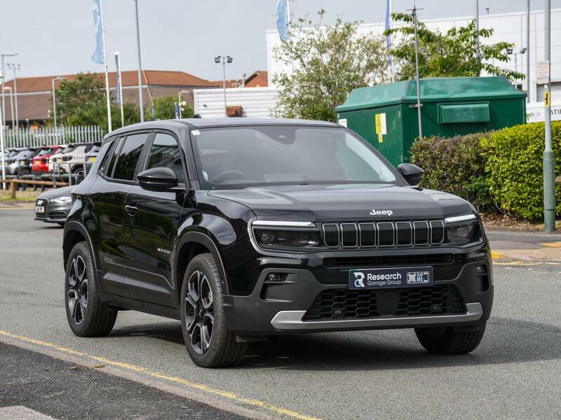 Jeep Avenger 54Kwh E-summit Black
