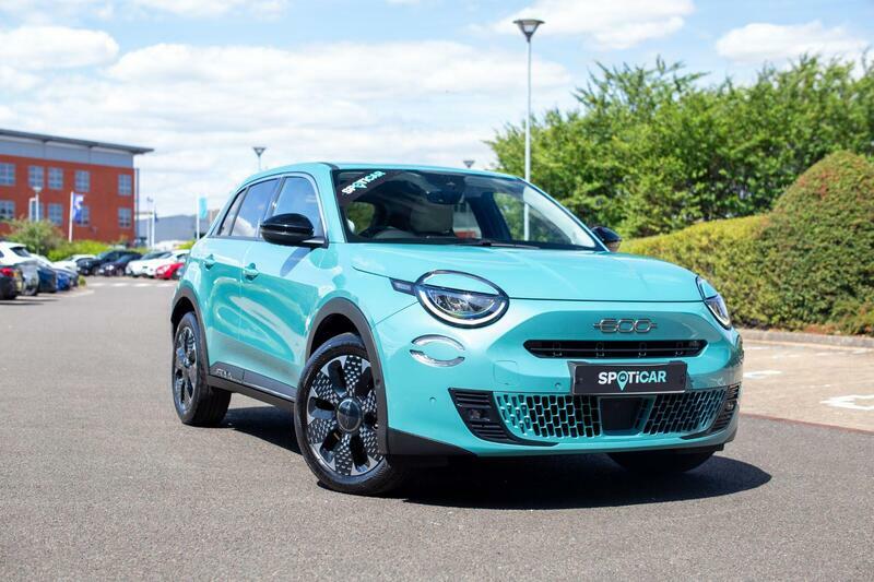 Fiat 600 1.2 Mhev La Prima Suv Hybrid E-dct Euro Blue