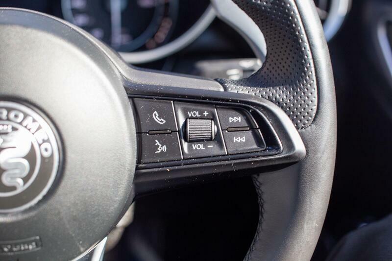 Alfa Romeo Giulia 2 2.0T Estrema Euro 6 Ss #13