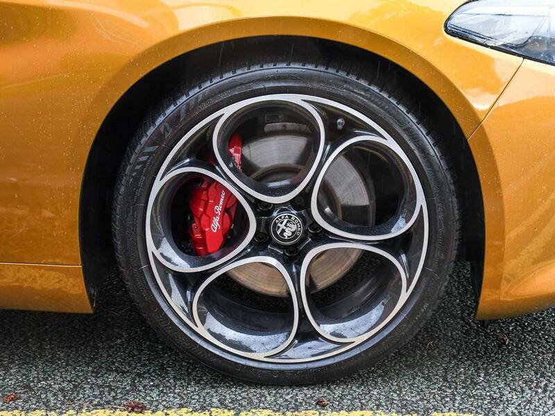 Alfa Romeo Giulia 2.0T Estrema Euro 6 Ss Black #14