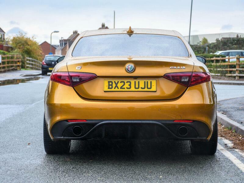 Alfa Romeo Giulia 2.0T Veloce Euro 6 Ss Yellow #4