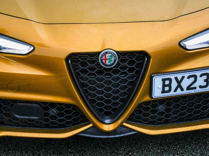 Alfa Romeo Giulia 2.0T Estrema Euro 6 Ss Black #25