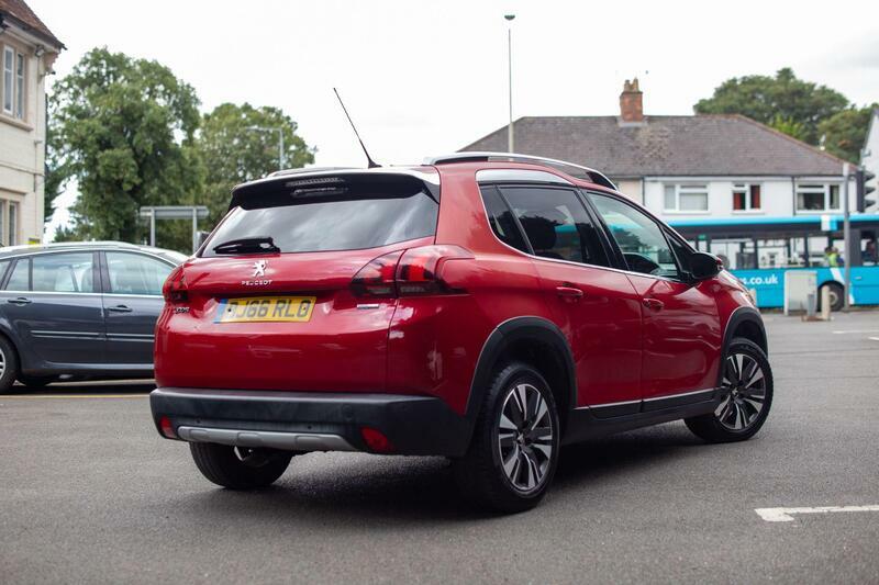Peugeot 2008 1.2 Puretech Allure Suv Euro 6 Red #4
