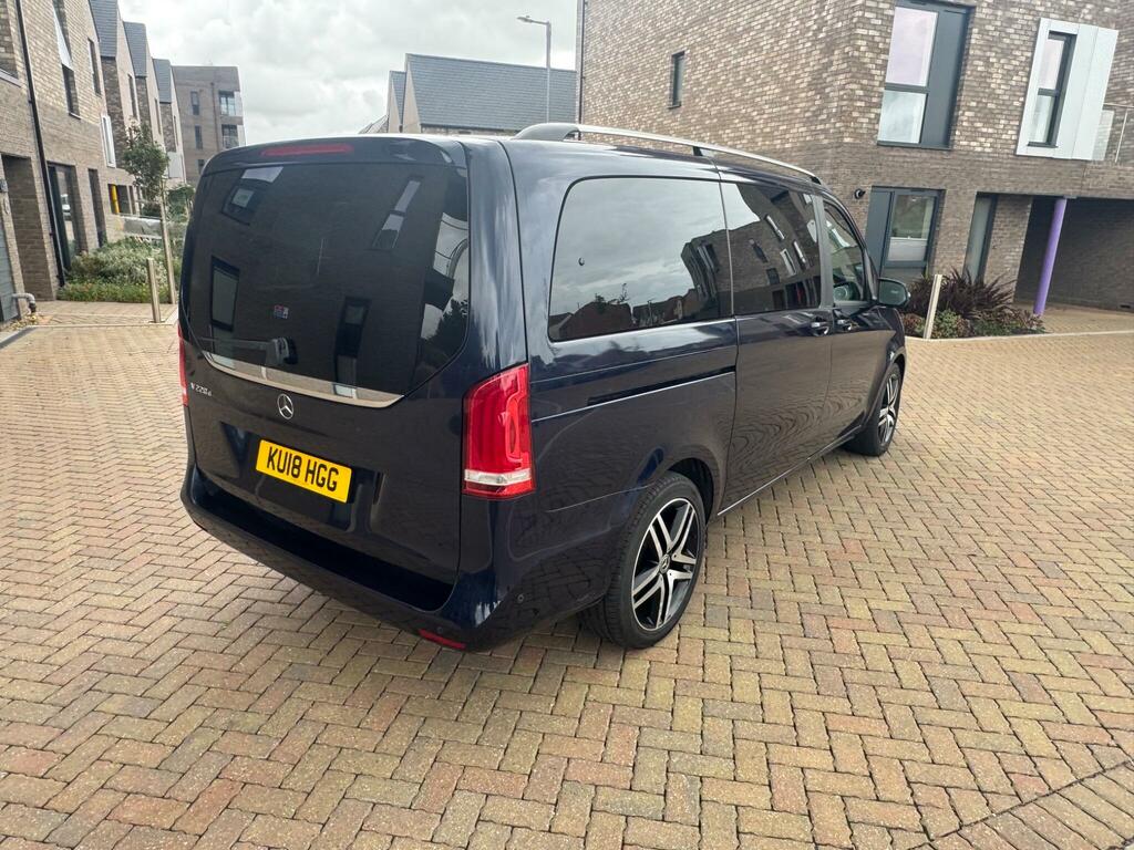 Mercedes-Benz V Class V250 D Amg Line Extra Long - 2018 68 Black #23
