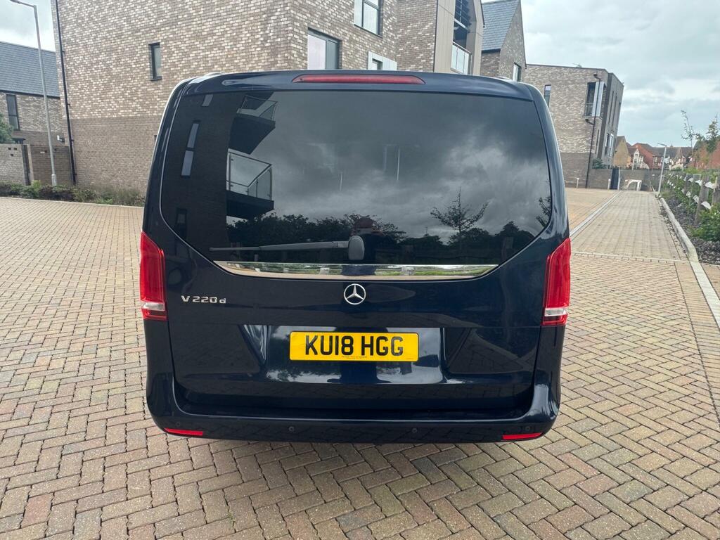 Mercedes-Benz V Class V250 D Amg Line Extra Long - 2018 68 Black #16
