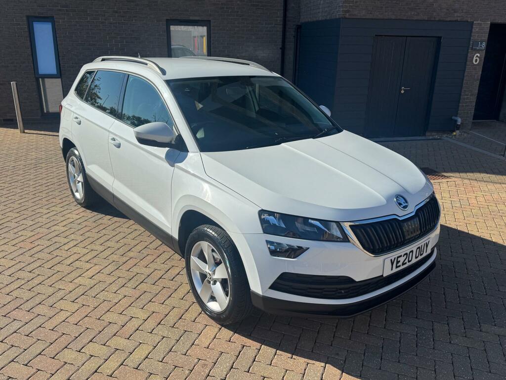Skoda Karoq Se White #6
