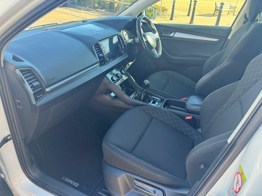 Skoda Karoq 1.5 Tsi Act Se L Suv Silver #52