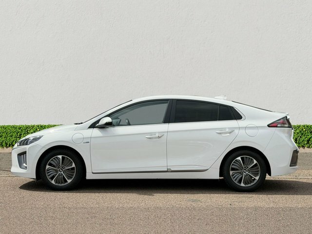 Hyundai Ioniq 1.6 H-gdi 8.9Kwh Premium Se Hatchback P White #4