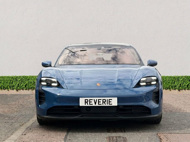 Porsche Taycan Performance Plus 93.4Kwh Gts Sport Turismo Ele Blue #2