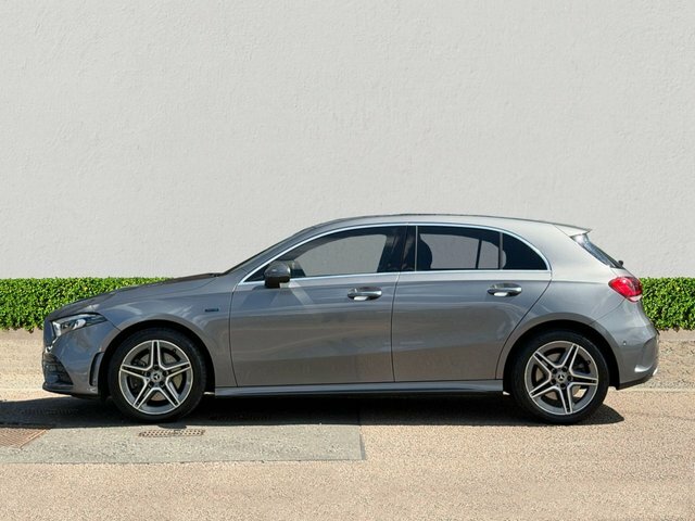 Mercedes-Benz A Class 1.3 A250e 15.6Kwh Amg Line Premium 2 Hatchback 5 Grey #4
