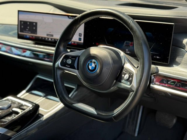 BMW i7 I7 Xdrive 60 M Sport Blue #8
