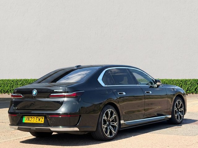 BMW i7 60 105.7Kwh Excellence Pro Saloon Aut Black #6