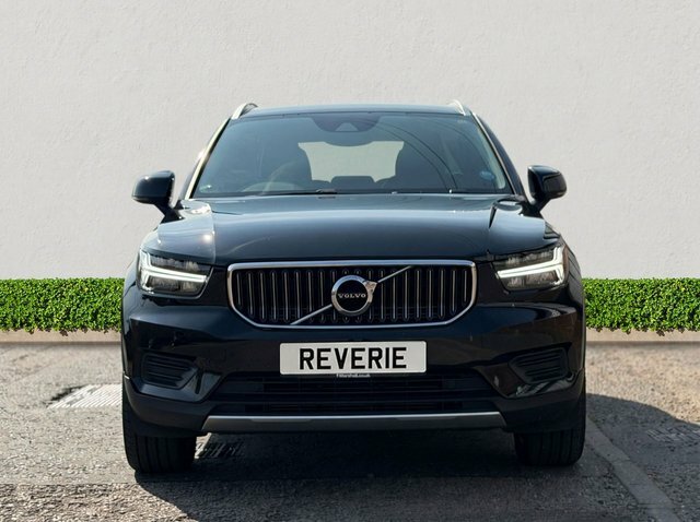 Volvo XC40 1.5H T4 Recharge 10.7Kwh Inscription Suv Petro Black #2