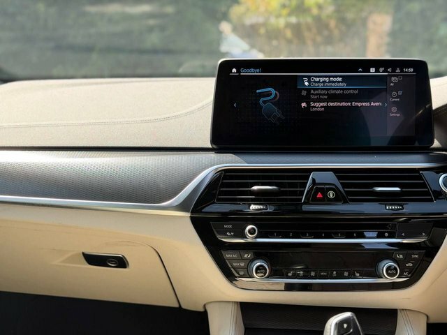 BMW 5 Series 2.0 530E 12Kwh M Sport Touring Steptronic Euro 6 #25