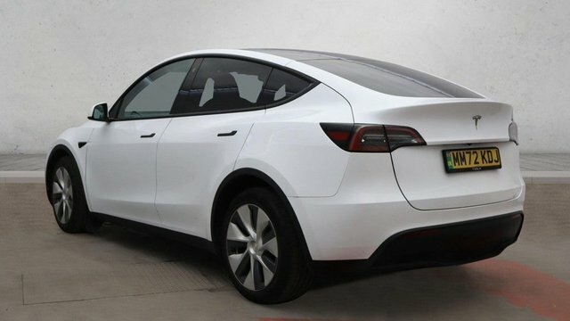 Tesla Model Y Dual Motor Long Range Suv 4Wde MM72KDJ White #3