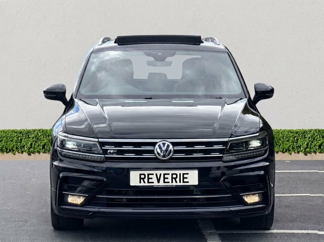 Volkswagen Tiguan 2.0 Tdi R-line Suv Dsg Euro 6 Ss 15 Black #2