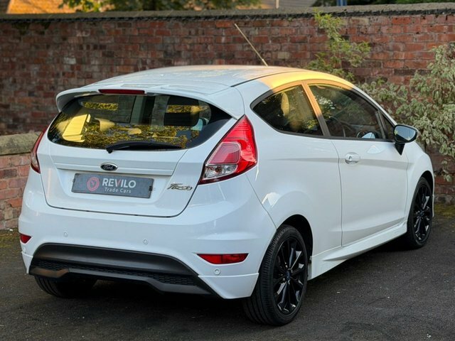 Ford Fiesta 2014 1.6 Tdci Zetec S Hatchback White #6