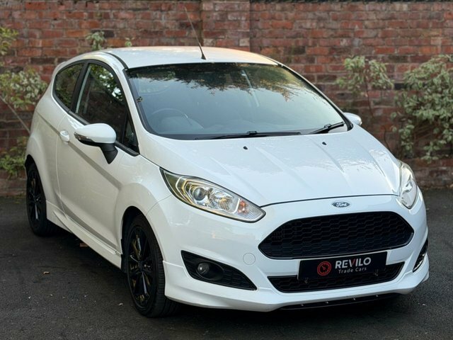 Ford Fiesta 2014 1.6 Tdci Zetec S Hatchback White #4