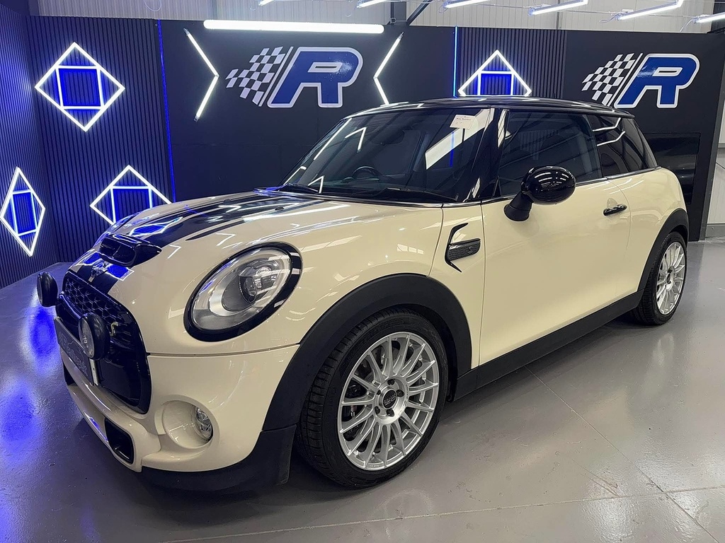 Mini Hatch Cooper S White