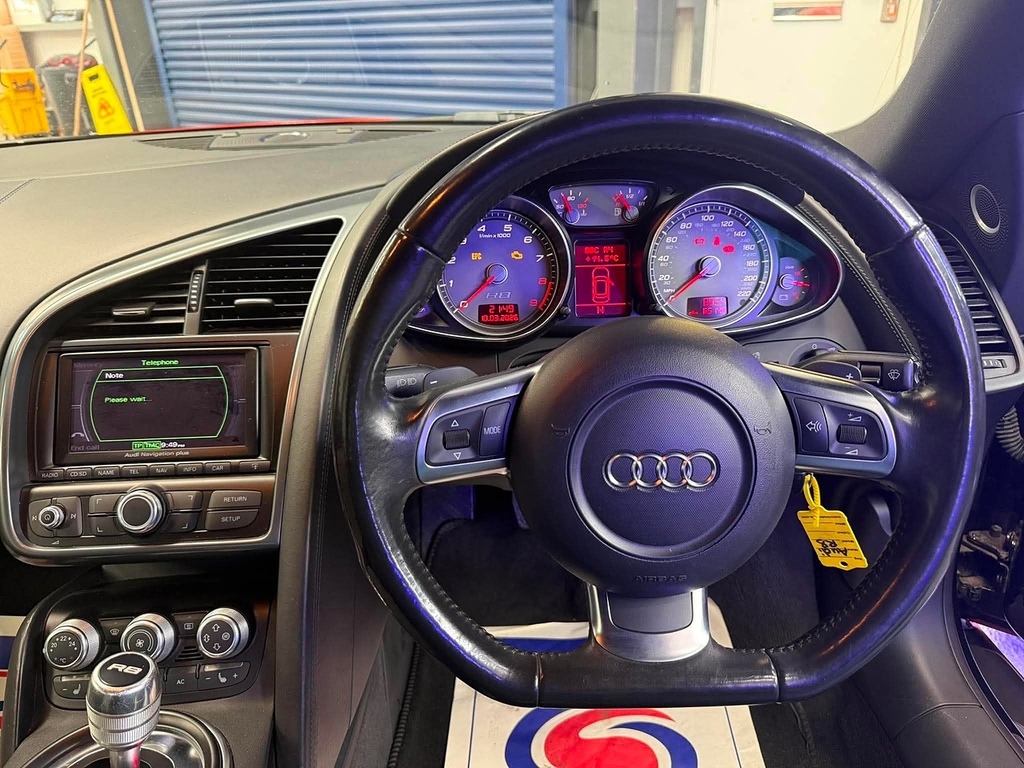 Audi R8 Fsi V8 #6