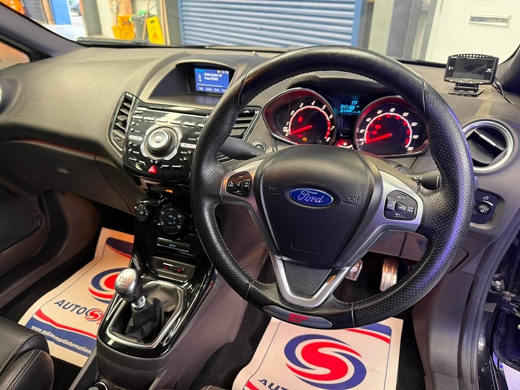 Ford Fiesta T Ecoboost St-2 #4