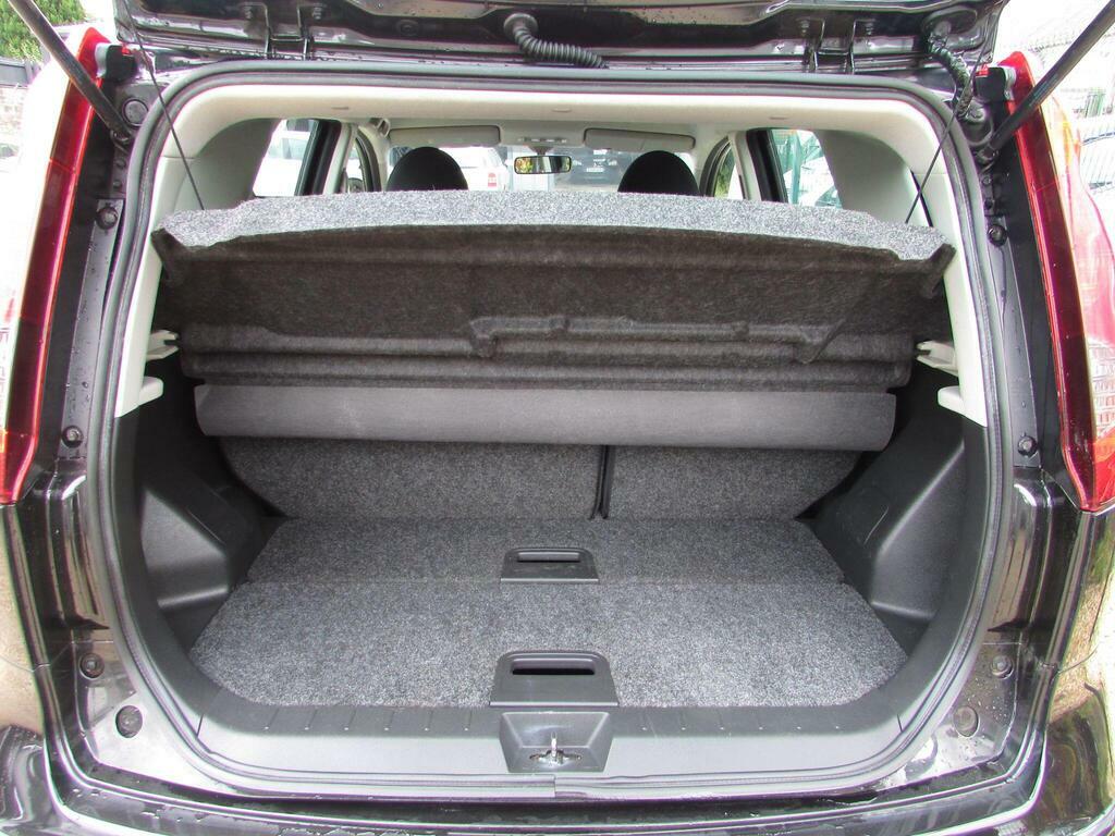 Nissan Note 2009 Nissan Notenbsp1.4 16V N-tec Euro 4 Aux Silver #13