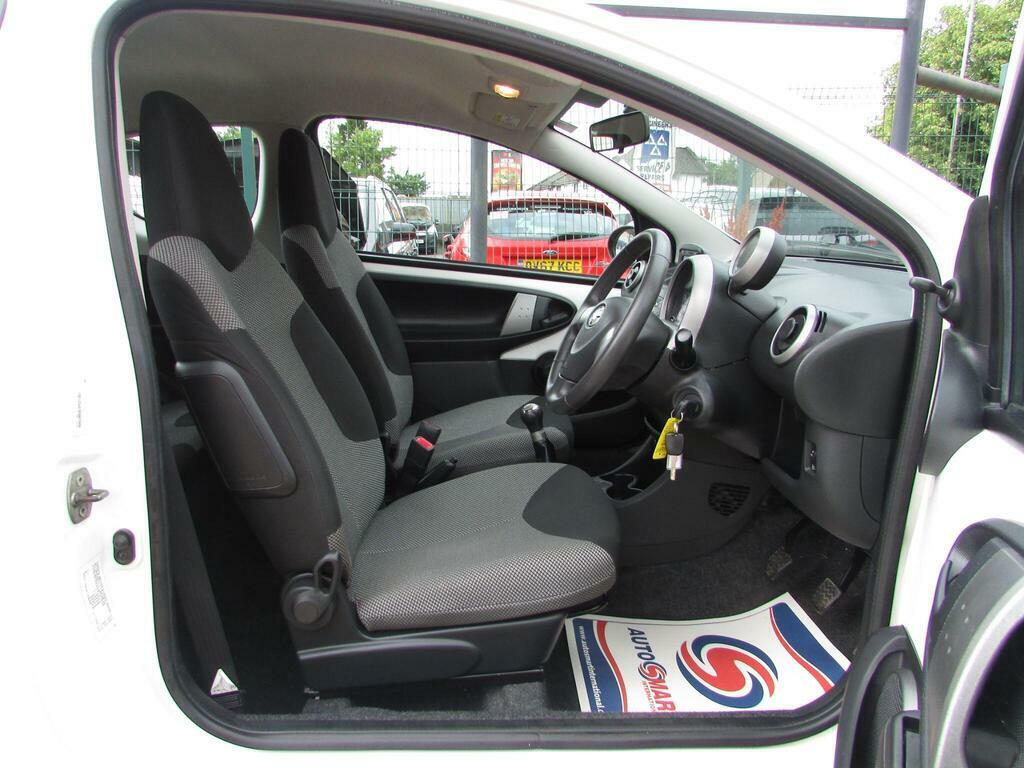 Toyota Aygo Petrol #9