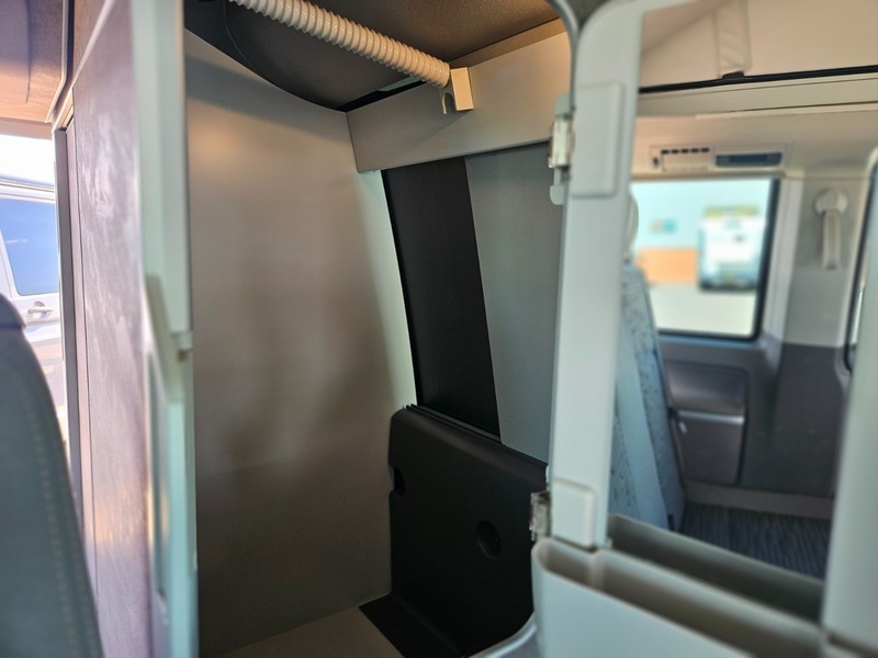 Volkswagen California Mpv Grey #16