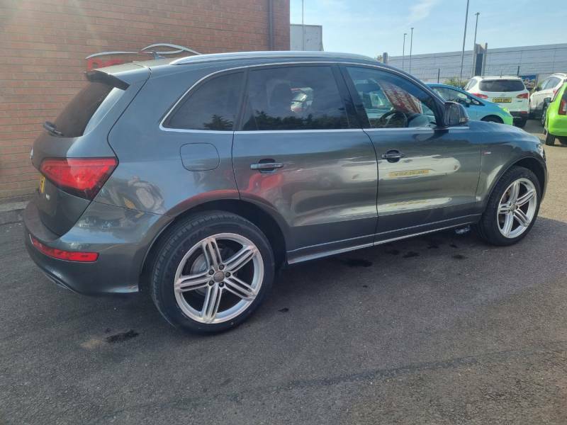 Audi Q5 2.0 Tdi Quattro S Line Plus Grey #2