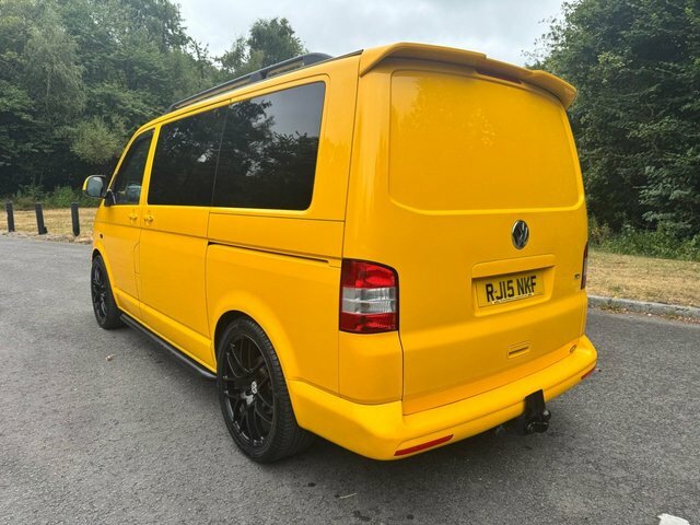 Volkswagen Transporter Mpv Yellow #3