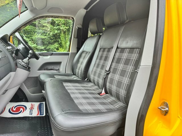 Volkswagen Transporter 2.0 T30 Tdi Trendline White #17