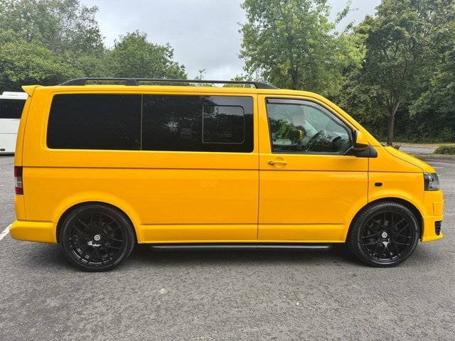 Volkswagen Transporter Mpv Yellow #5