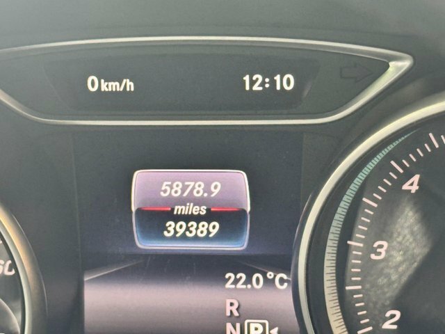 Mercedes-Benz GLA Class 1.6 Gla180 Urban Edition Suv 7G-dct Eur Grey #16