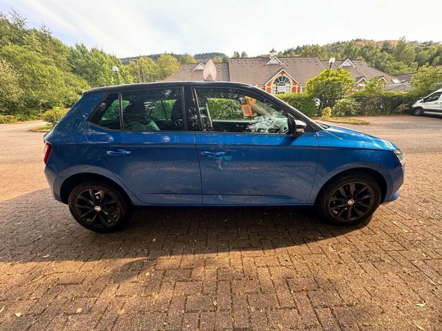 Skoda Fabia Hatchback Blue #5