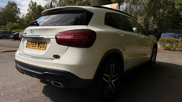 Mercedes-Benz GLA Class Gla 180 Urban Edition GY69WDX White #6