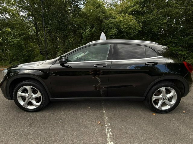 Mercedes-Benz GLA Class Suv ORZ5848 Black #3