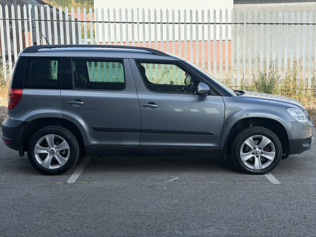 Skoda Yeti 1.6 Tdi Greenline II Elegance Grey #6