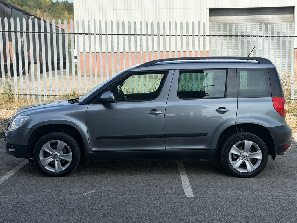 Skoda Yeti 1.6 Tdi Greenline II Elegance Grey #5
