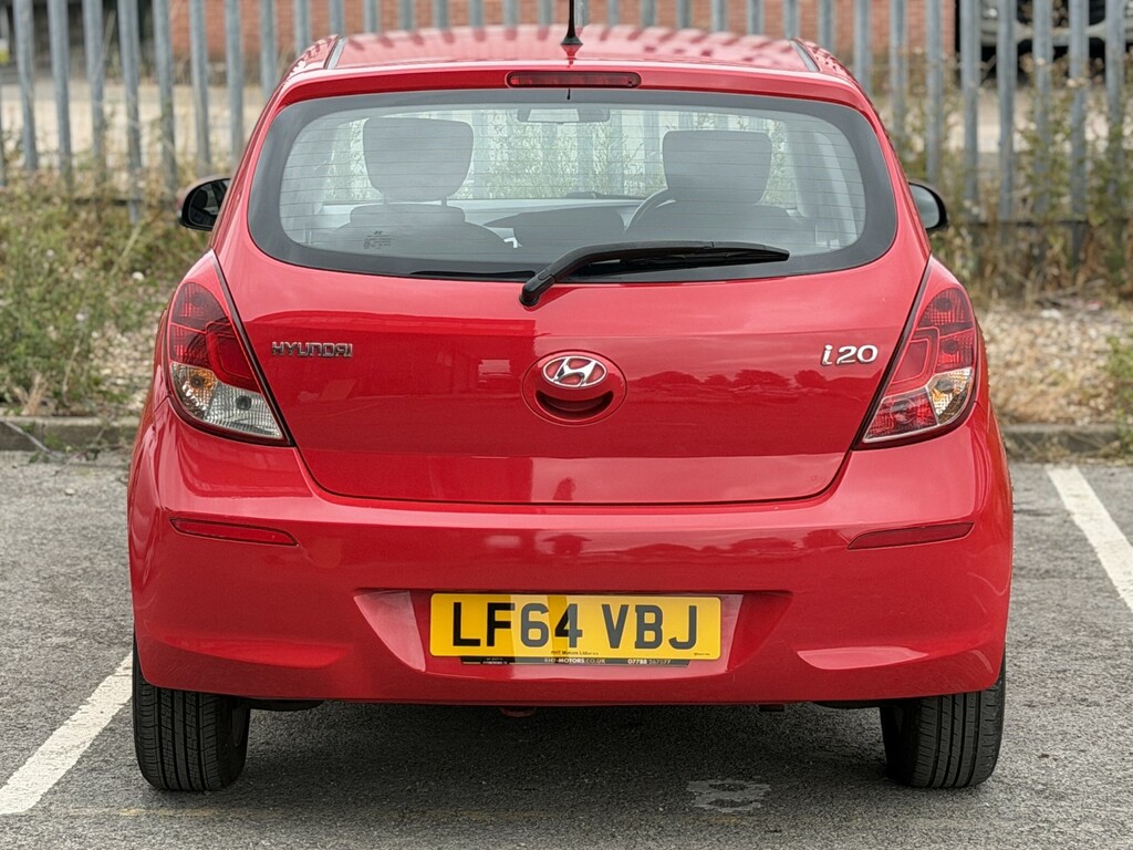 Hyundai I20 1.4 Active Red #4