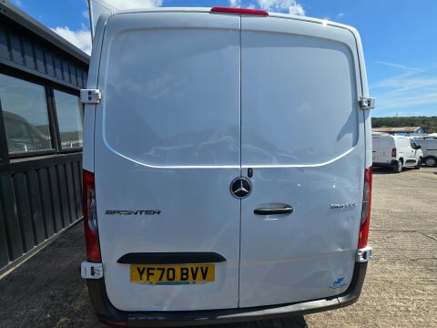 Mercedes-Benz Sprinter 314 Cdi Progressive White #5